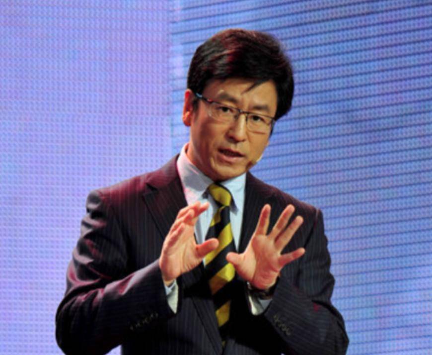 包含白岩松：正式迈向结束疫情生活道路的词条